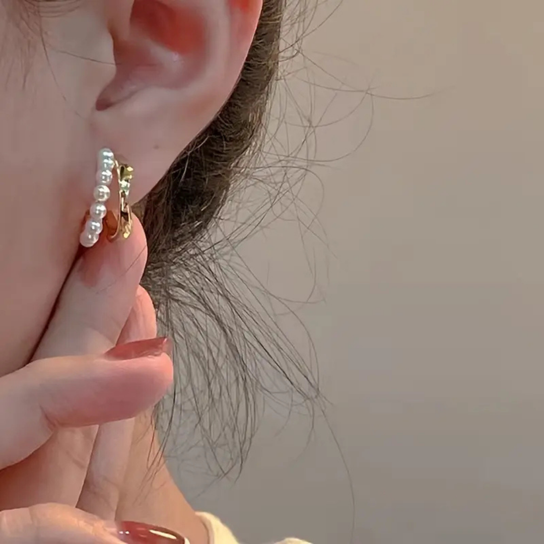 Charms Fashion Pearl Stud