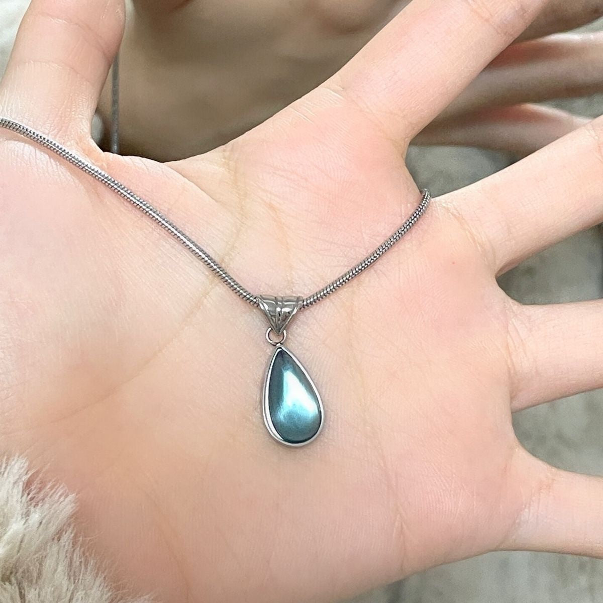 Moonlight Stone Sea Blue Necklace