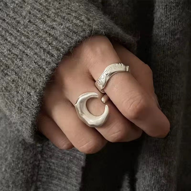 Moon Shape Open Finger Chunky Ring