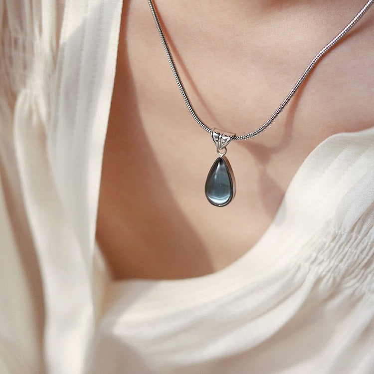 Moonlight Stone Sea Blue Necklace