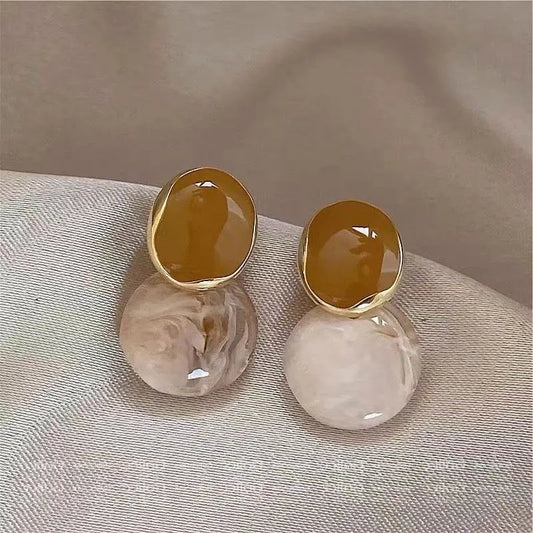 Contrasting Colors Drop Earrings