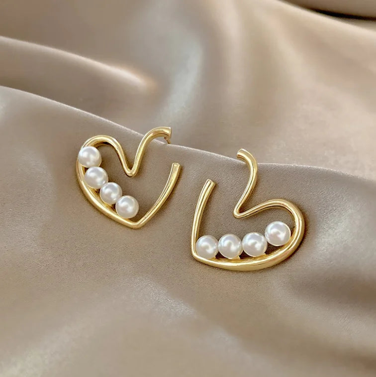 Pearl Heart Stud Earrings