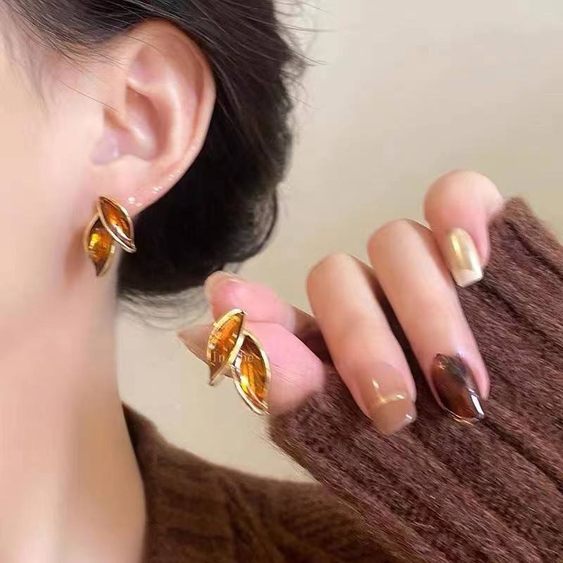 Brown Leaf Earrings