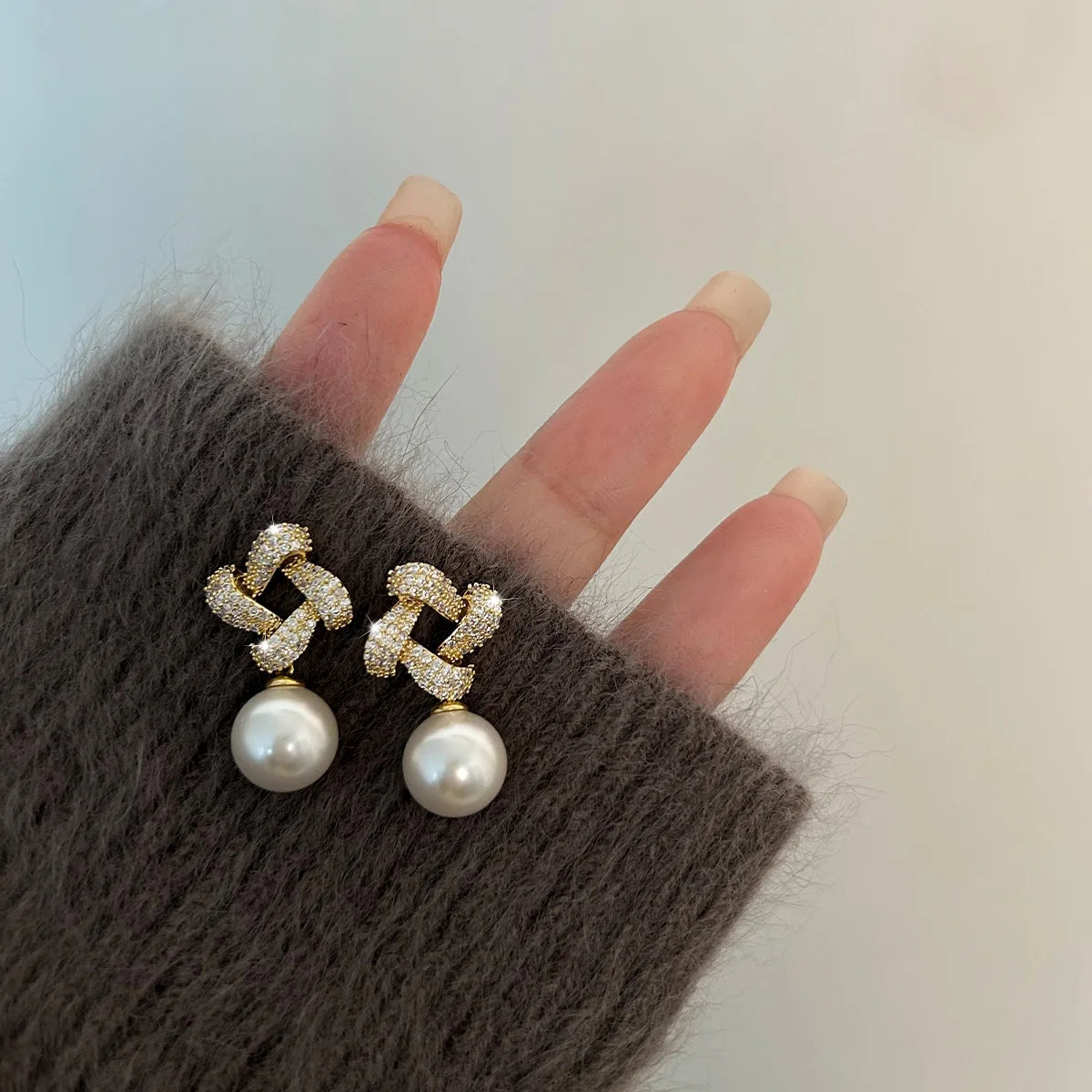 Diamond Pearl Irregular Earrings