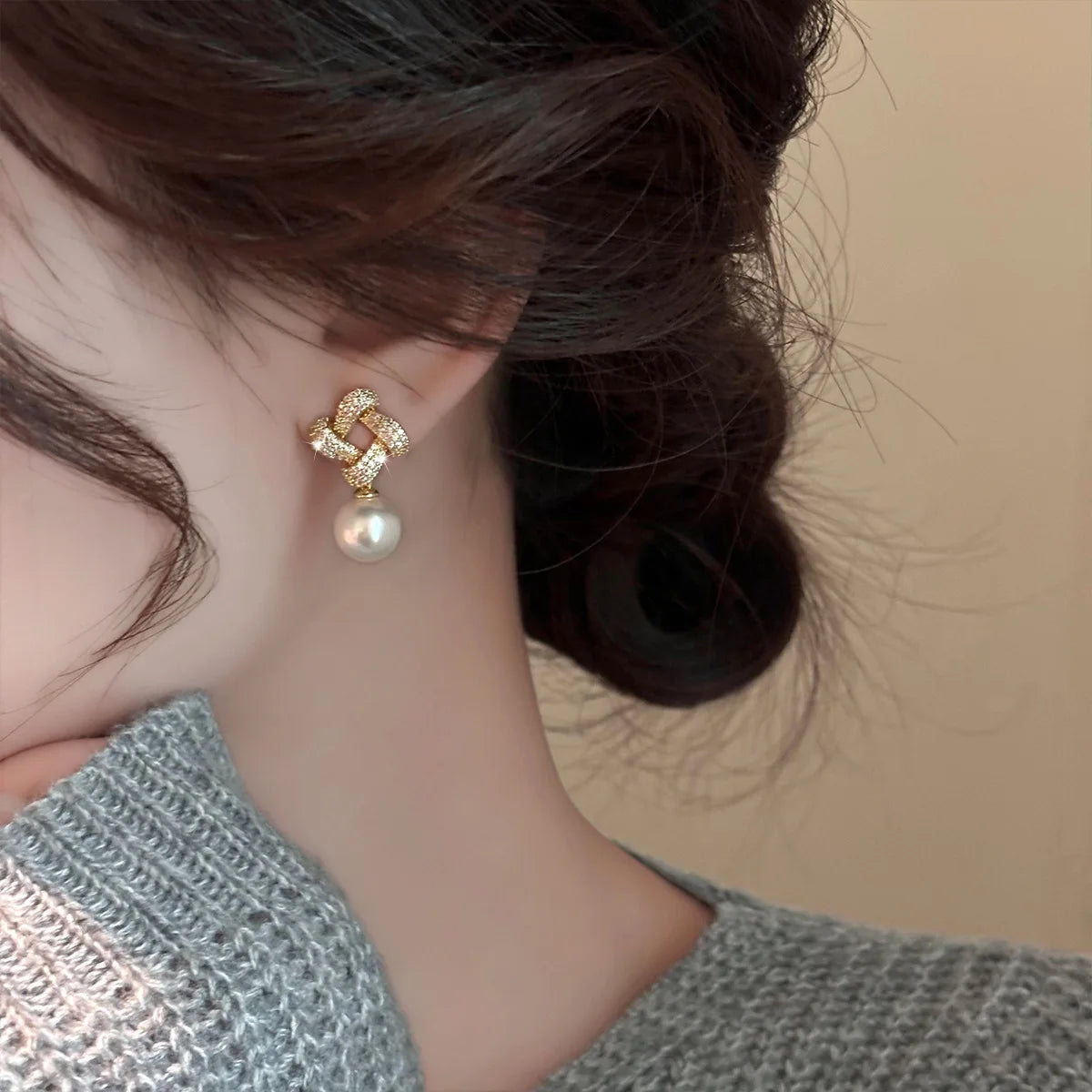Diamond Pearl Irregular Earrings