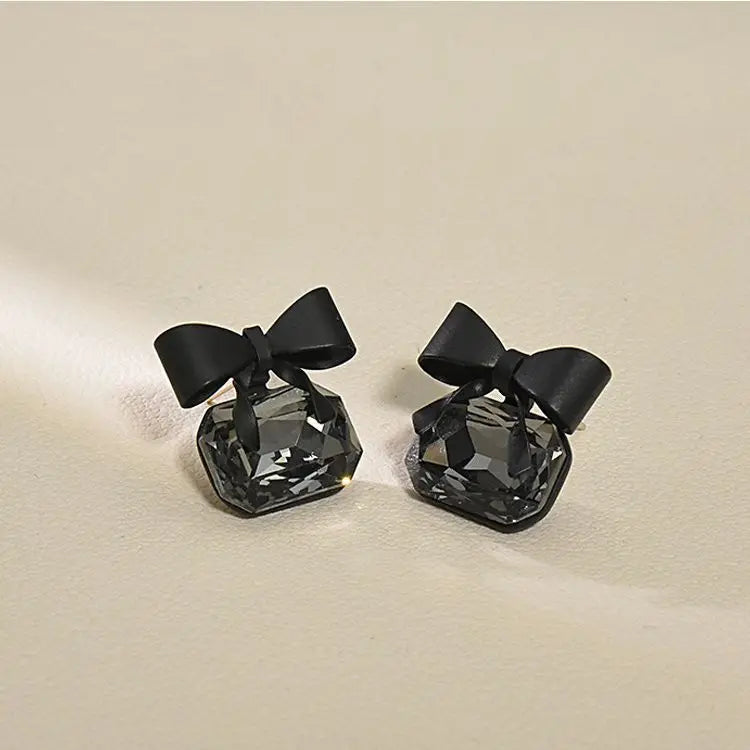 Bow Knot Black Earrings