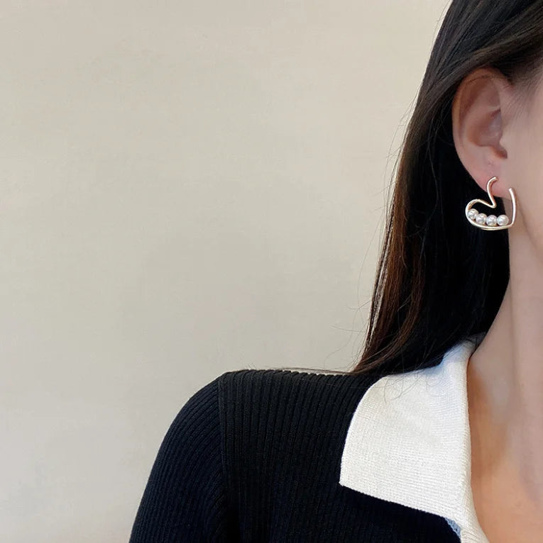 Pearl Heart Stud Earrings