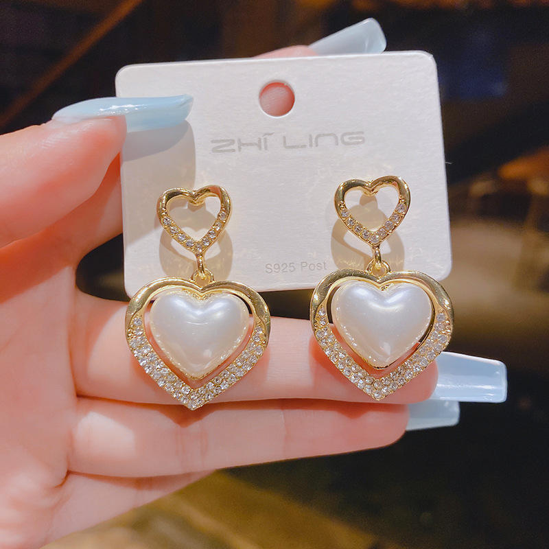 Big Pearl Fashion Earrings