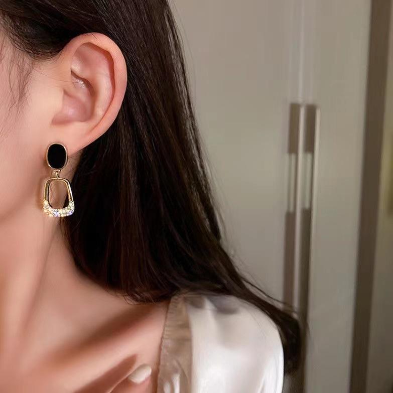 Gold Pearl Drops Earring