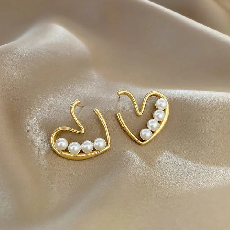 Pearl Heart Stud Earrings
