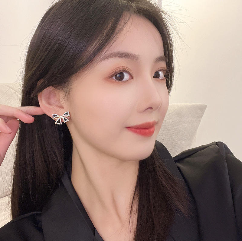 Bowknot Stud Earrings