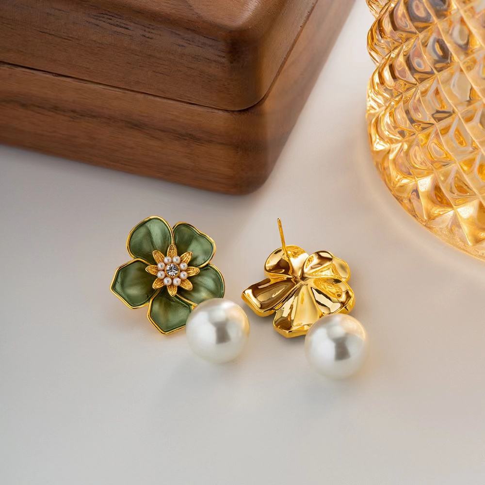 Retro Flower Earrings