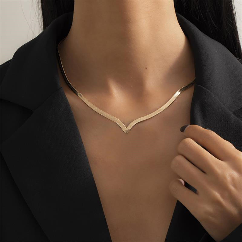 Trendy V-Shaped Snake Chain