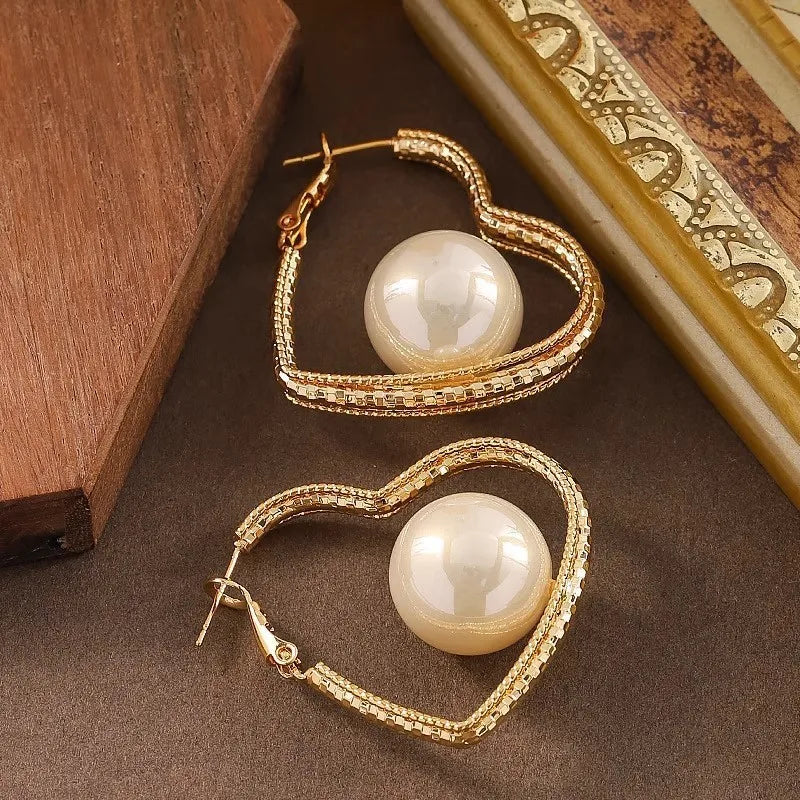 Heart Shape Pearl Earring