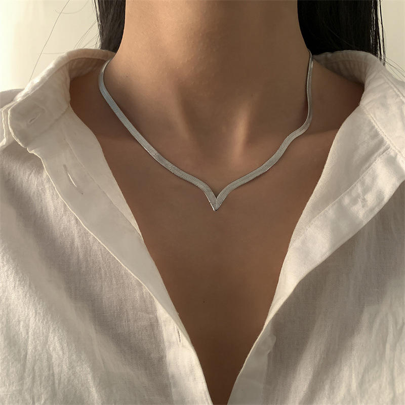 Trendy V-Shaped Snake Chain