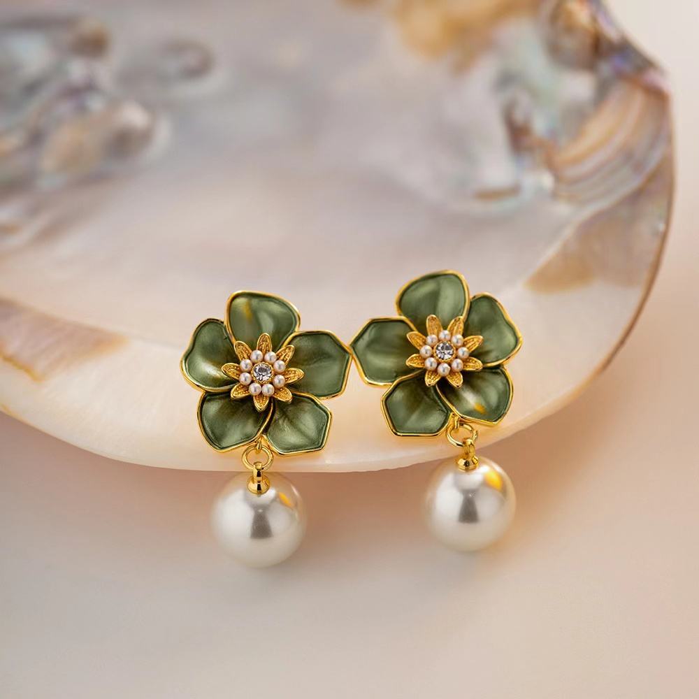 Retro Flower Earrings