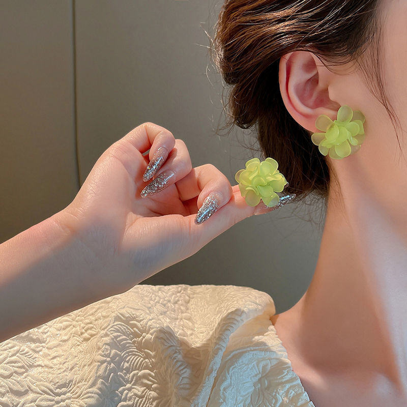 Green Floral Bridal Ear Stud