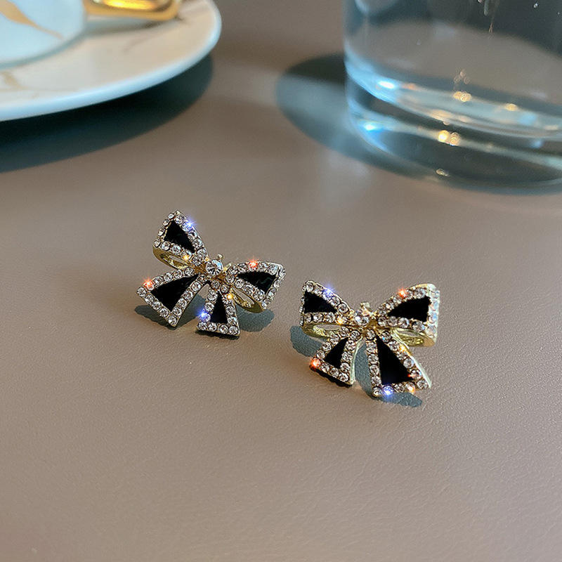 Bowknot Stud Earrings
