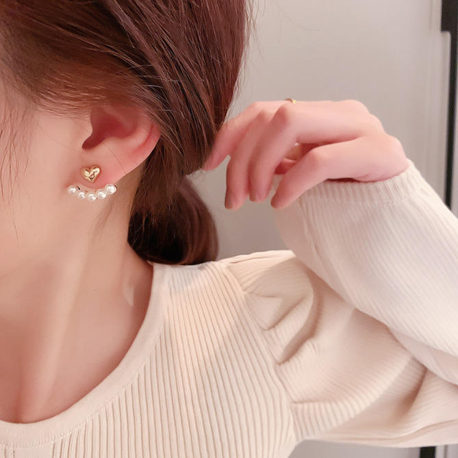 Metal Heart-Shaped Pearl Earrings