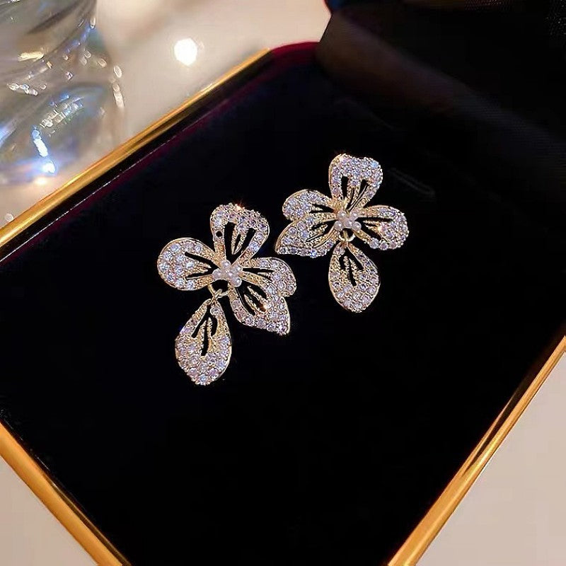Glittering Floral Splendor Earrings