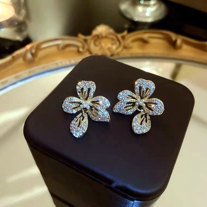 Glittering Floral Splendor Earrings