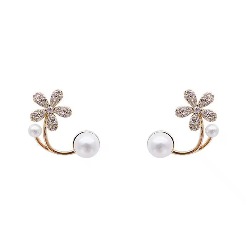 Flower Pearl Earrings
