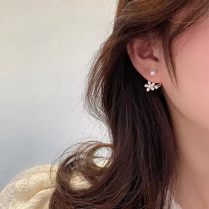 Flower Pearl Earrings