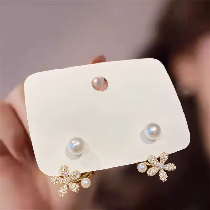 Flower Pearl Earrings