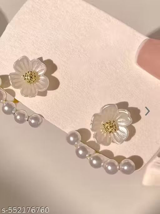 Amazing Korean Jewelry For Women (DESIGN 6699)
