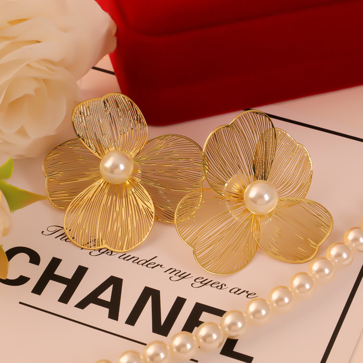 Fashion Stud Pearl Earrings