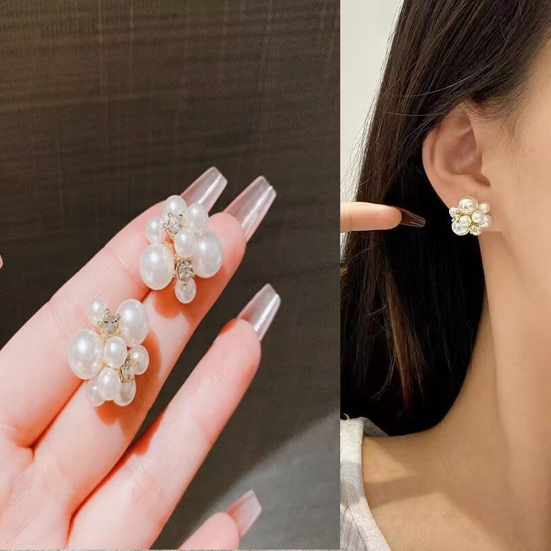 Elegant Romantic Pearl Stud Earrings