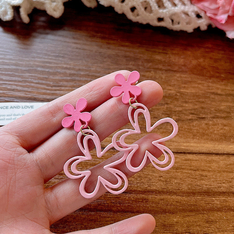 Pink Hollowed-out Flower Earrings