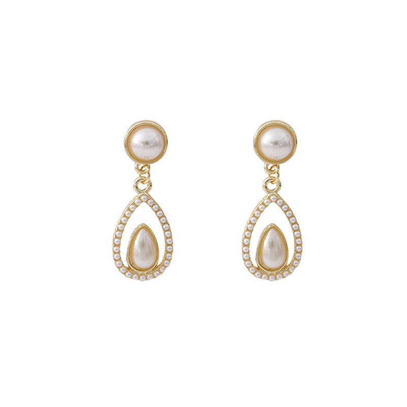 Retro Pearl Earrings
