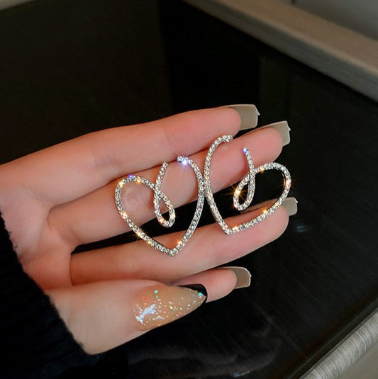 Hollow Big Heart Hoop Earring