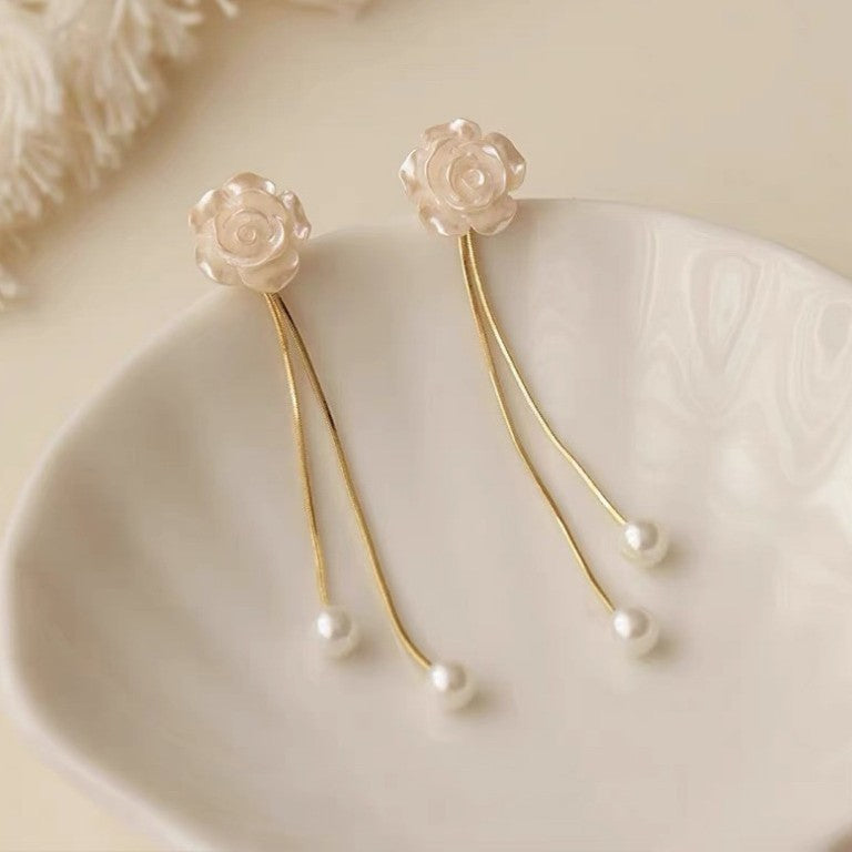 White Flower Tassel Earrings