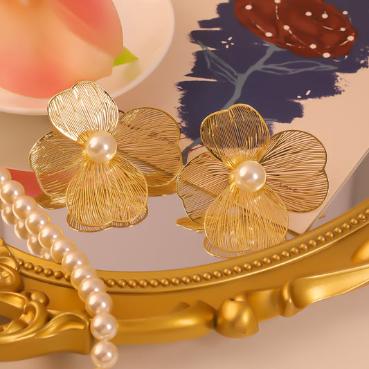 Fashion Stud Pearl Earrings