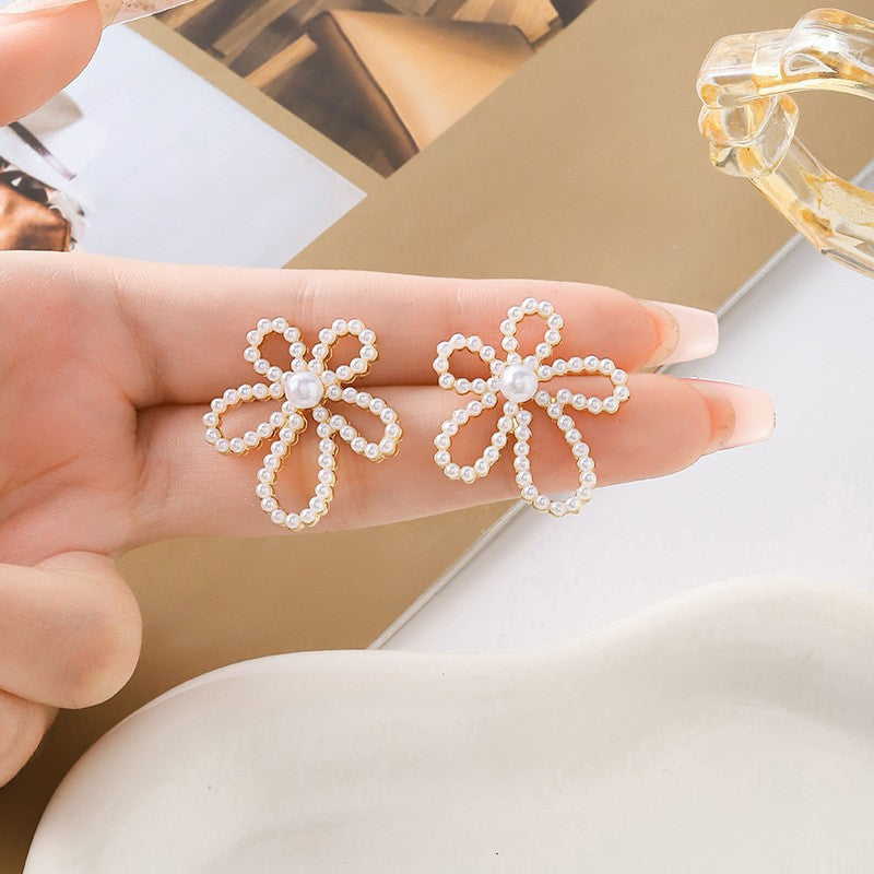 Hollow Flower Pearl Stud Earrings