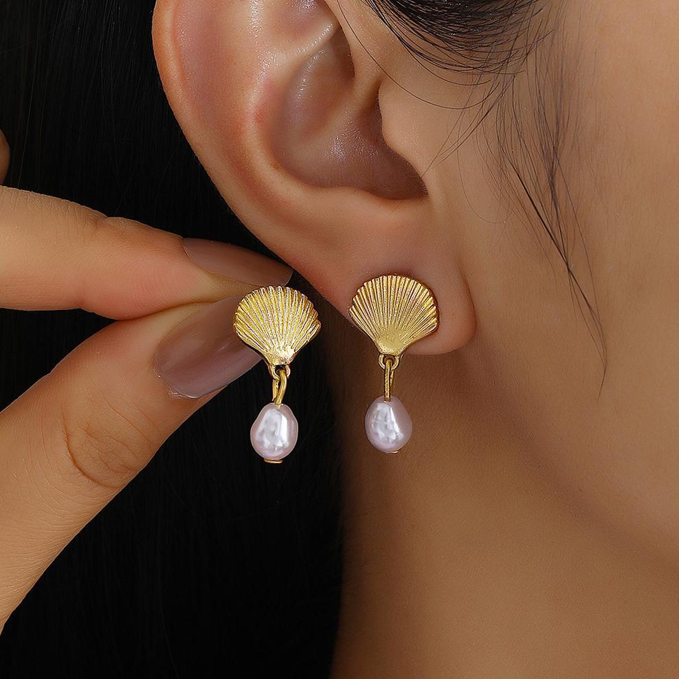 Shell Shape Alloy Dangle Earrings