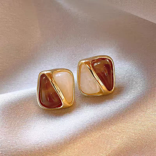 Caramel Square Stud Earrings