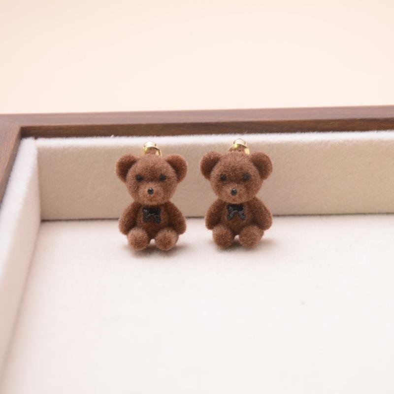 Trendy Bear Stud Earrings